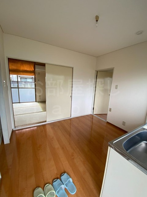 【居間・リビング】 | 文命ハイツ