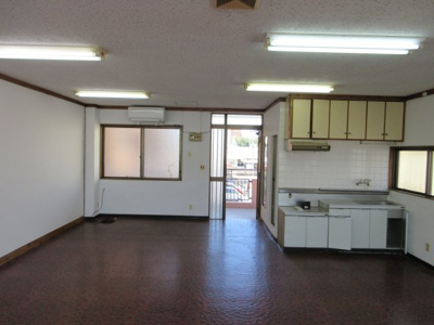 【居間・リビング】 | あらぐすくマンション(店舗)