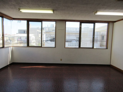 【居間・リビング】 | あらぐすくマンション(店舗)