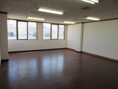 【居間・リビング】 | あらぐすくマンション(店舗)