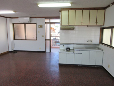 【居間・リビング】 | あらぐすくマンション(店舗)