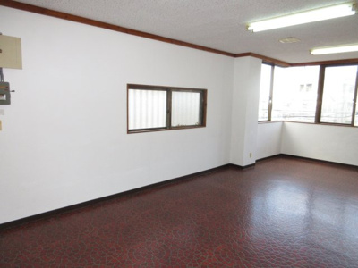 【居間・リビング】 | あらぐすくマンション(店舗)