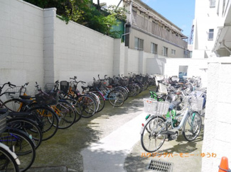 【その他共用部分】 | 敷地内に、専用の駐輪場があります。