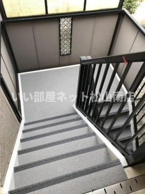 【エントランス】 | セジュール西村　A棟