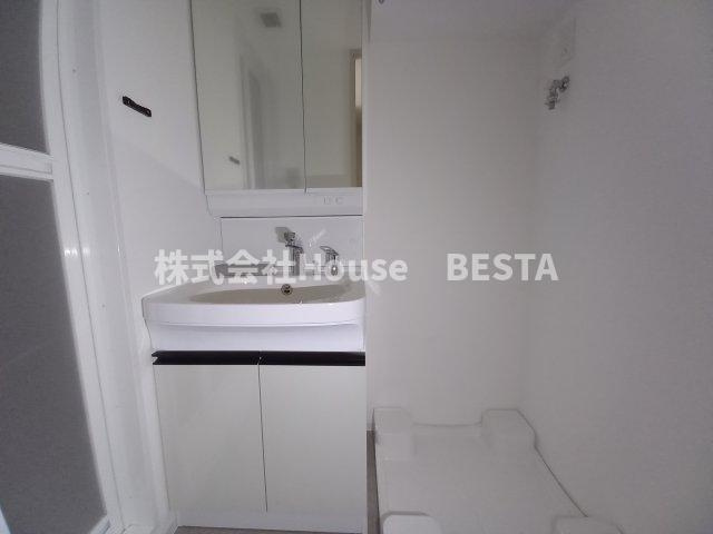 レジュールアッシュ神戸VIVANTの独立洗面台