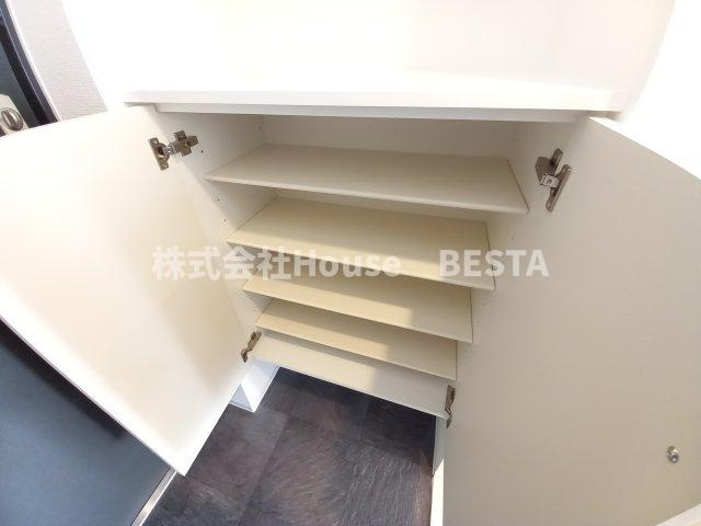 LIVIAZ KOBE LaMerの収納