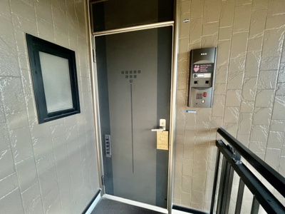 【玄関】 | サンビレッジOKUNO B