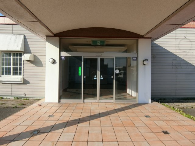 バリュー貸店舗3の玄関