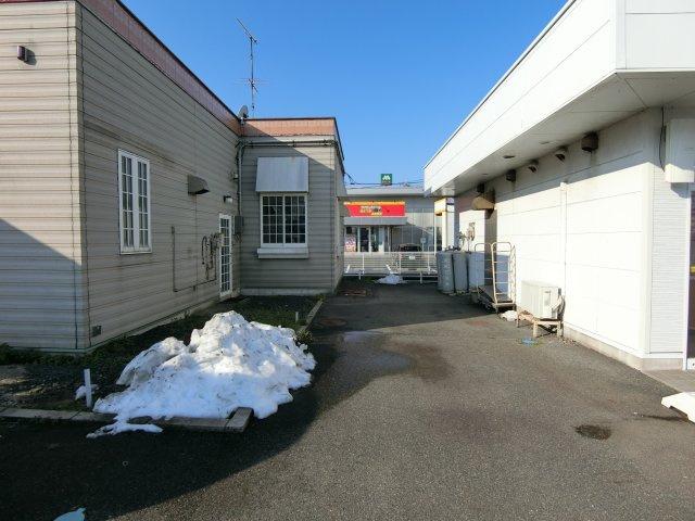 バリュー貸店舗3の駐車場