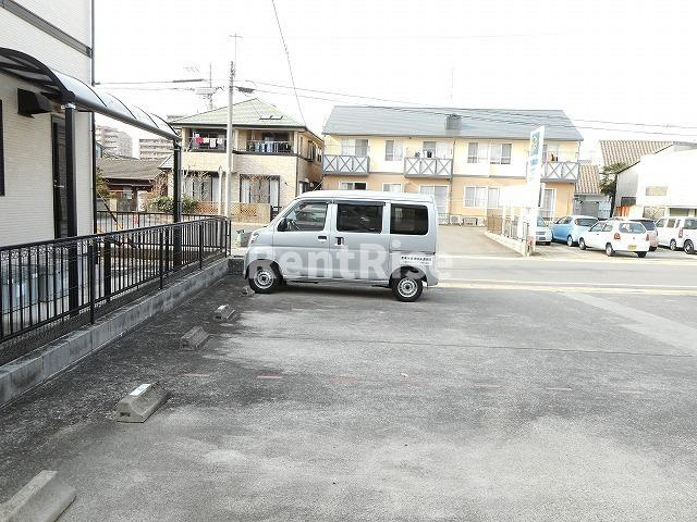 ハイツオウカンの駐車場|駐車場