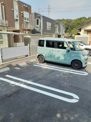 【駐車場】 | アスリープ　Ⅰ | 駐車場があるので、車を買う予定の方も安心です