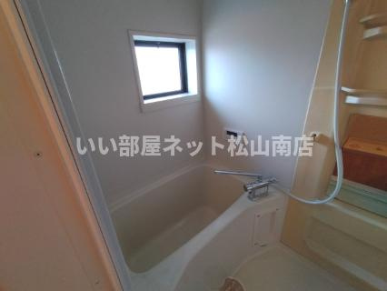 【浴室】 | セジュール力石　A棟
