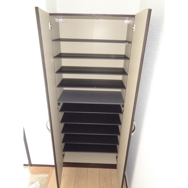 グランドガーデンの収納