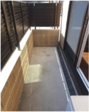 熊本市南区御幸西３丁目のアパートのバルコニー