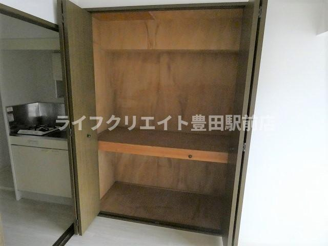 メイプルエイトの収納