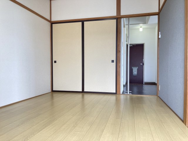コーポマルマサの洋室