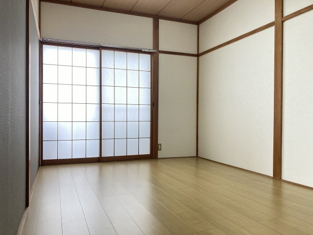 コーポマルマサの洋室