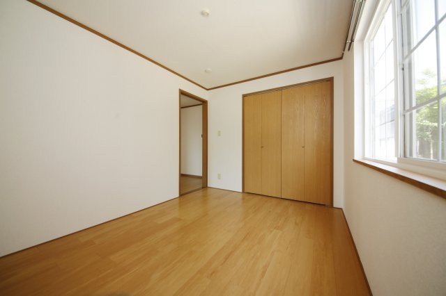 コートピア Dのキッチン|別部屋反転間取りのお写真となります。