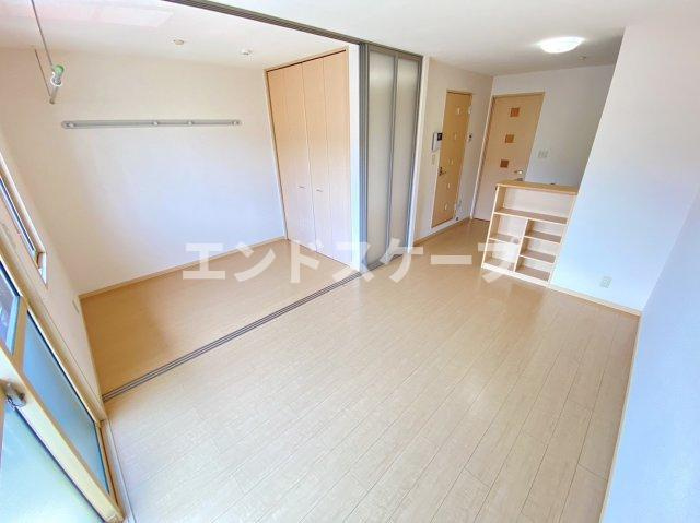 グリーンハイツの居間・リビング|高崎、前橋、伊勢崎エリアのお部屋探しはエンドスケープまで！お客様の理想お聞かせ下さい♪