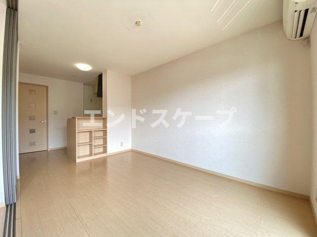 グリーンハイツの居間・リビング|高崎、前橋、伊勢崎エリアのお部屋探しはエンドスケープまで！お客様の理想お聞かせ下さい♪