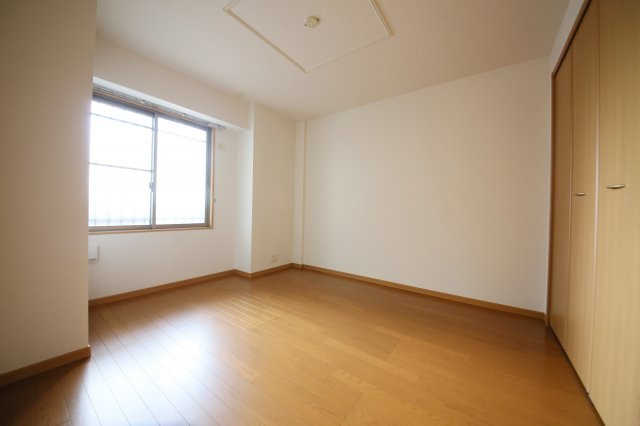 プラネットDの洋室