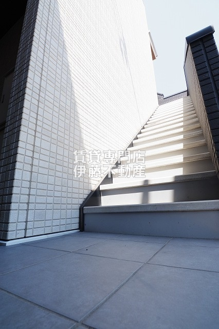 プレミア清水のエントランス