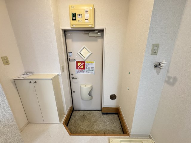 ソレアード松戸の玄関