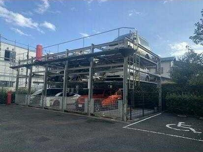 プライムアーバン武蔵小金井Ⅱの駐車場