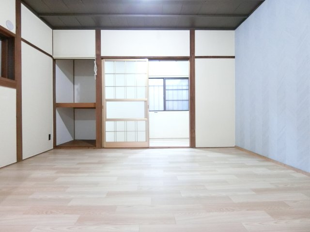 北野田テラスハウスの洋室