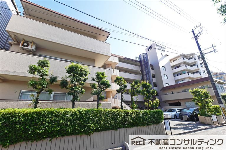 ライオンズマンション神戸本山の外観