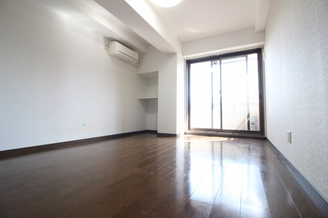 【居間・リビング】 | ベリーウェル阿倍野 | 洋室8.1帖