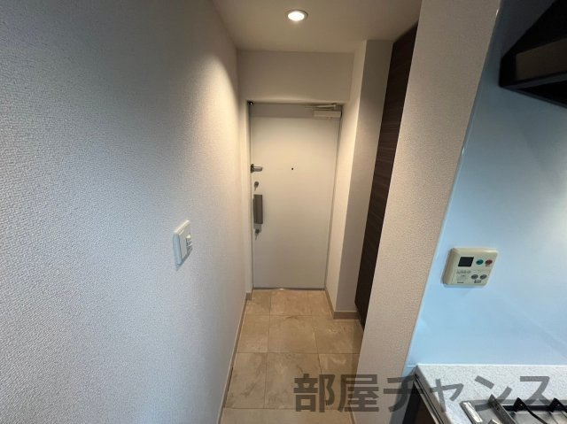 meLiV鶴舞の玄関