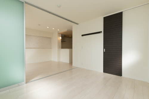 ShaMaison甲子園町の居間・リビング