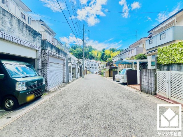 伏見区醍醐南端山町の前面道路含む現地写真