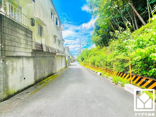 伏見区醍醐南端山町の前面道路含む現地写真