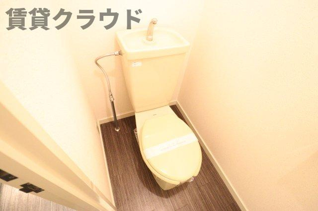 ミルフィーユのトイレ|清潔感のあるトイレです
