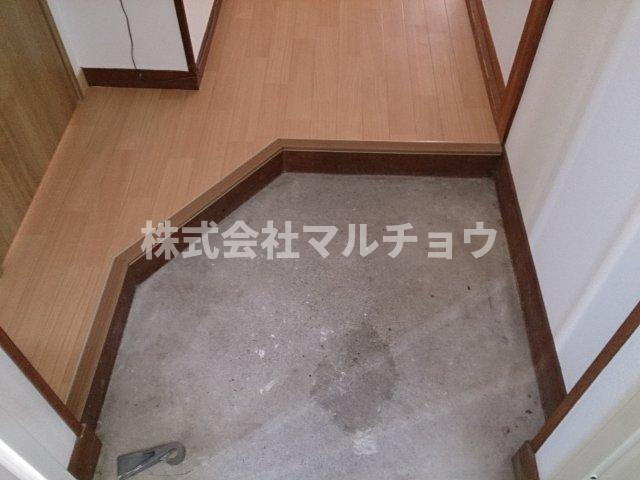 西越ビルの玄関|毎日通る玄関はこちらです