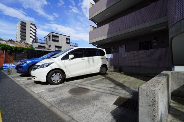 【駐車場】 | ミルフィーユ