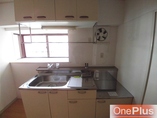 信和マンションのキッチン