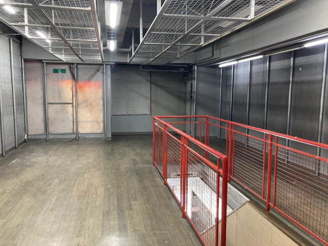 【内装】 | 小川町駅3分 サニービル1-2階 28.64坪 元物販店