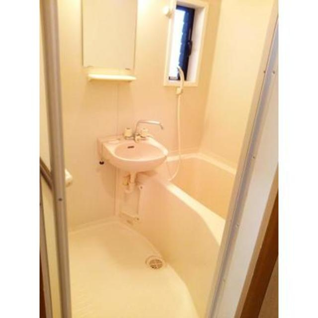 ラ・メゾンド・ランジュの浴室