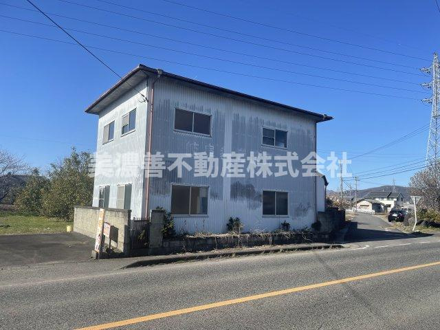 ６２５７０　本巣市上保中古戸建て