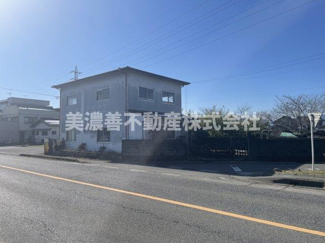 ６２５７０　本巣市上保中古戸建ての外観
