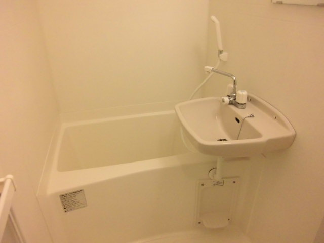 レオパレスコンフォートFUJIの洗面所|画像7