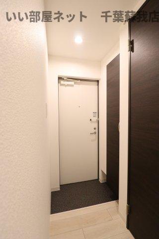 ジークレスト千葉浜野の玄関|明るい玄関です