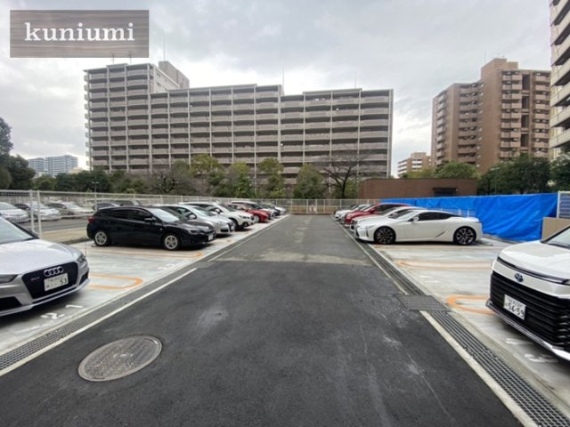 センチュリーさくら16の駐車場