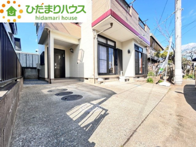 北本市高尾2丁目　中古一戸建ての駐車場