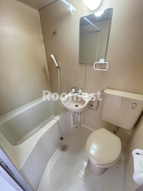 ヴィレッジカリアⅣの浴室|日々の疲れを癒すお風呂付です