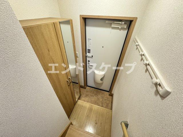 ルノン上新田の玄関|高崎、前橋、伊勢崎エリアのお部屋探しはエンドスケープまで！お客様の理想お聞かせ下さい♪