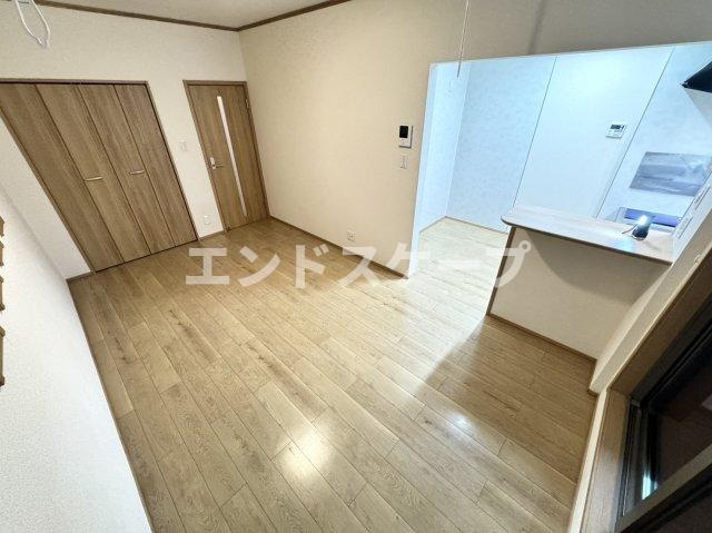 ルノン上新田の居間・リビング|高崎、前橋、伊勢崎エリアのお部屋探しはエンドスケープまで！お客様の理想お聞かせ下さい♪